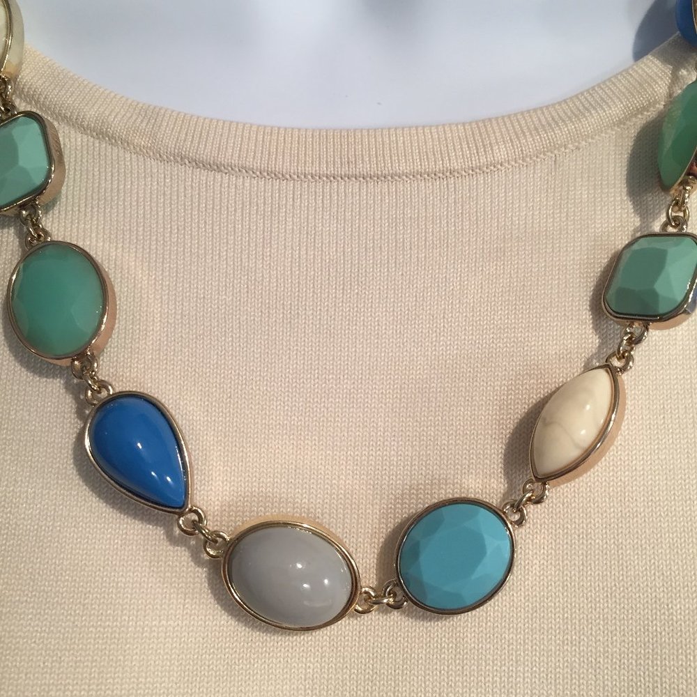 EUC Talbots Blue, Green Statement Necklace